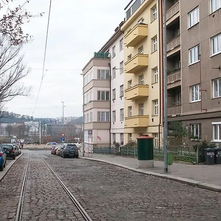 Apartment Vodarenska Prague